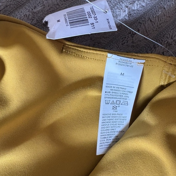 Old Navy Active Powersoft Set Crop High-Rise Leggings Pants & Top Mustard Sz M - Picture 4 of 10